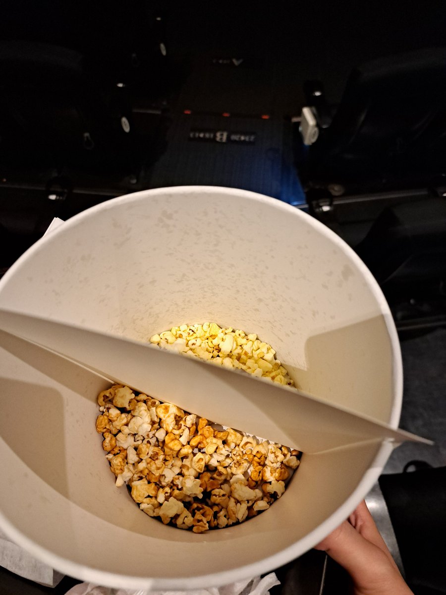 tarutotatami's tweet photo. #毎日砂藤力道生活
7日目
ホイップがあるともっと美味いんだが……食う？ https://t.co/B6TTU4imB1