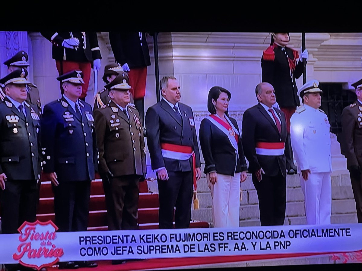 AlcortaLourdes's tweet photo. Ayer 28 de Julio 2026 el Perú ha recuperado la verdadera democracia. La institucionalidad brilla en todo su esplendor. El pueblo peruano acompaña a la nueva Pdta d la República del Perú Keiko Sofía Fujimori Higuchi en la gran parada militar.                       Viva el Perú!!🇵🇪 https://t.co/xyOQ2j1Gu2
