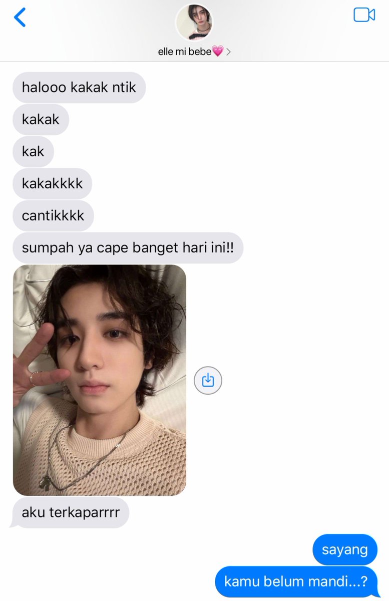 slgststar's tweet photo. seongih three tweet au.

hellena tengil suka banget godain kakak cantiknya sampe emosi. https://t.co/fvfO1MWZ6C