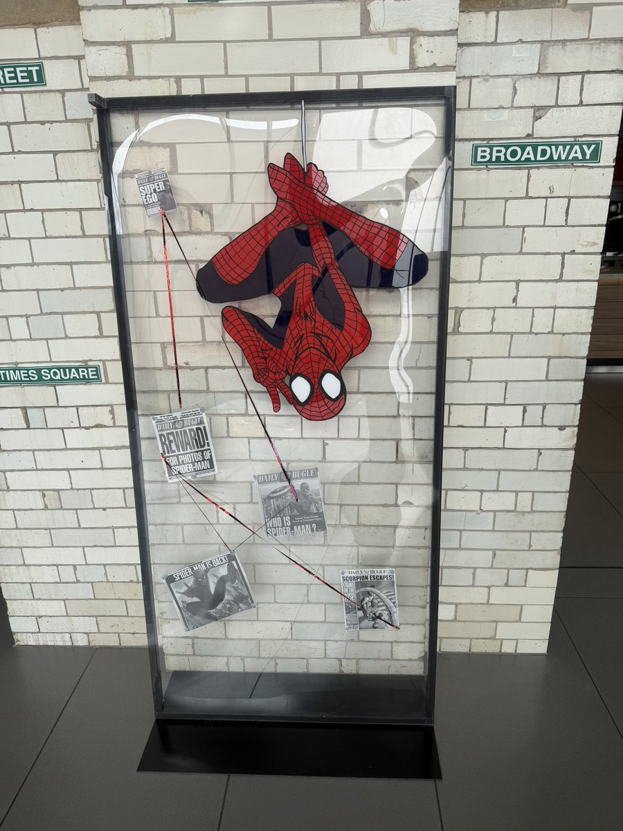em’s in her spiderman era tweet media