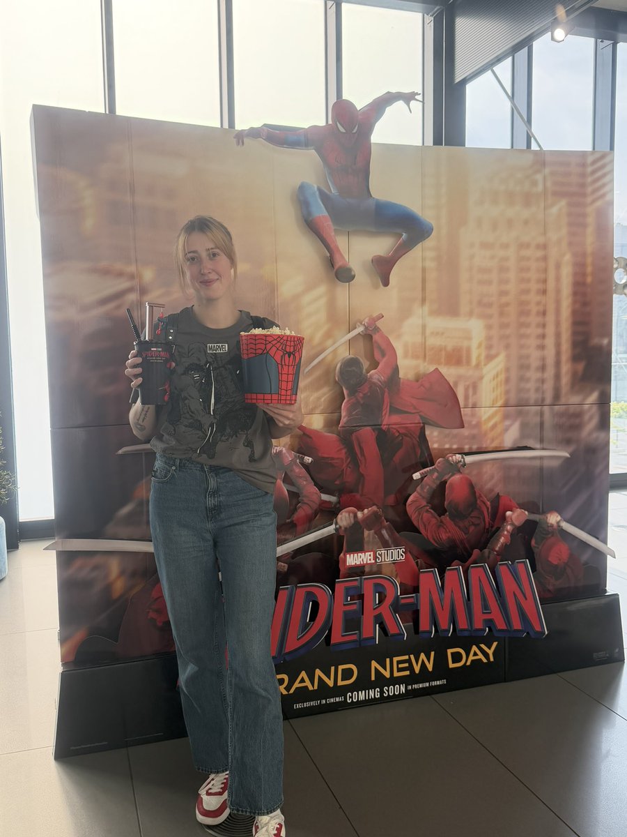 em’s in her spiderman era tweet media