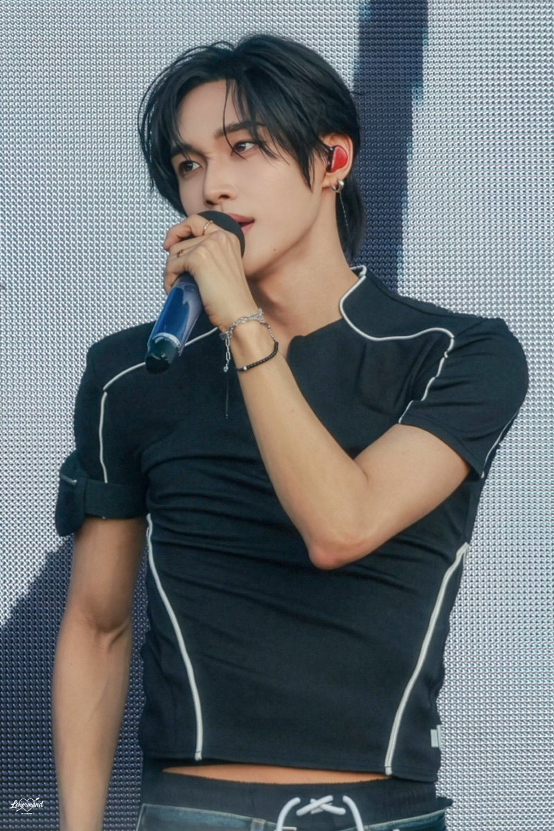 Wonbin_Heart's tweet photo. 260726 WATER BOMB 워터밤
#RIIZE #라이즈 #WONBIN #원빈 https://t.co/hm1o8ifEir