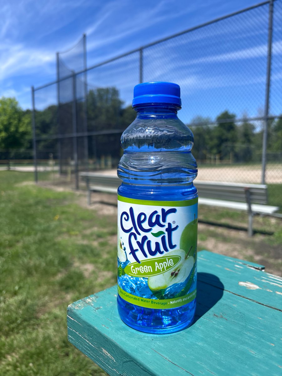 clearfruit's tweet photo. Catching every inning from the stands with a Clear Fruit in hand. 
#ClearFruit #Apple https://t.co/GlbHxOuZDy