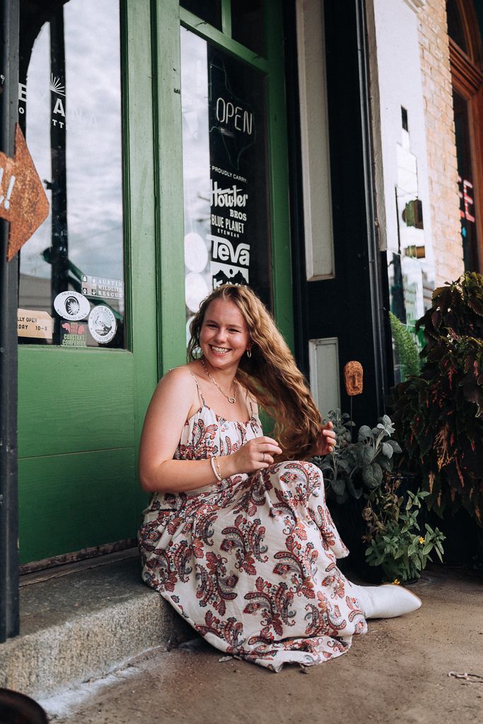 Richard_RJP's tweet photo. Every once in a while an outfit already knows where it belongs.

Sierra picked this dress up on a trip to Greece and when she showed it to me, I thought back to a trip out to Llano I recently made and how a lot of the little storefronts would work really well.

https://t.co/Lw1LABFG90
Austin • US • Global

#richardparkerseniors #austinseniorphotography 
#atxphotography