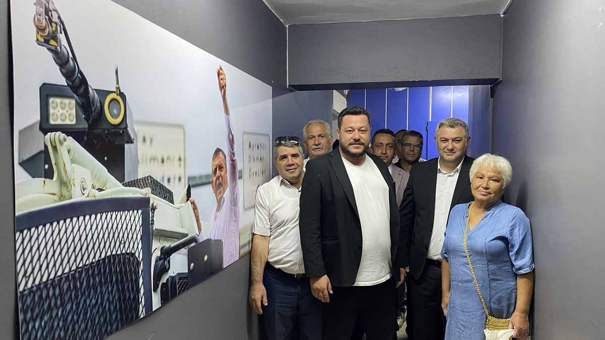 BoluYeniParti's tweet photo. Bolu’da YENİ bir dönemin ilk adımını hep birlikte atıyoruz.

İl ve ilçe teşkilatlarımız, belediye başkanlarımızla birlikte; butlan zihniyetinin kontrolüne geçen CHP’den istifa ediyoruz.

İktidar yürüyüşümüze YENİ PARTİ çatısı altında, kararlılıkla devam edeceğiz. https://t.co/P01sKVYjzf