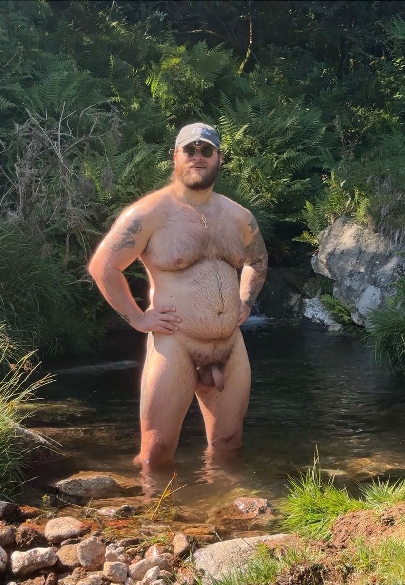thom_raider_'s tweet photo. Man of the bush, https://t.co/uDm4PpSleX