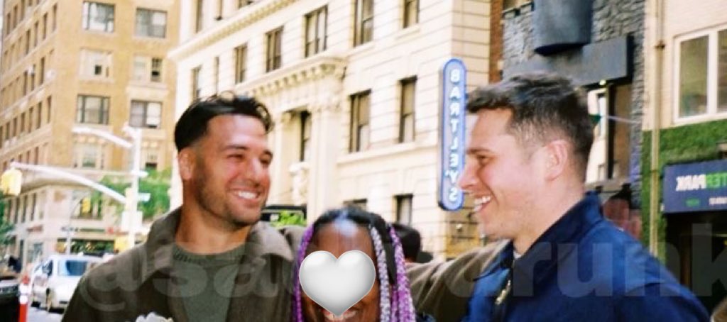 anabuckleydiaz's tweet photo. I miss them https://t.co/B0py8x7xWz