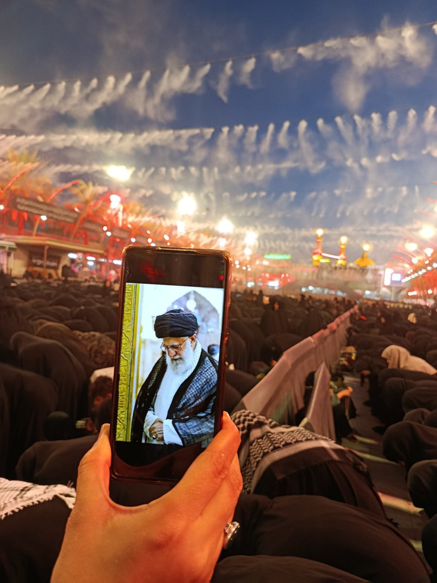 Ehsankahrobba's tweet photo. آقاجان هر قدمو به یادت و بنامت برداشتیم
#حسین_پناه_ایران #یا_لثارات_الحسین https://t.co/8NkSTjWRdQ