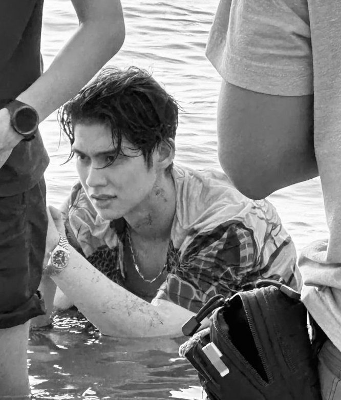 dfkdkw's tweet photo. หล่อแบดขนาดนี้ เมื่อไหร่พี่ดาราจะกลับมารับบทพี่พระเอกสักที คิดถึงอ่ะ

#bbrightvc @bbrightvc https://t.co/j4o1CLsILh