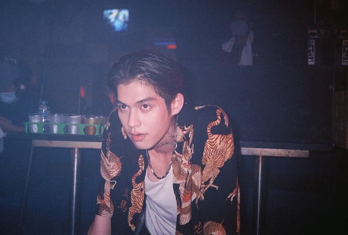 dfkdkw's tweet photo. หล่อแบดขนาดนี้ เมื่อไหร่พี่ดาราจะกลับมารับบทพี่พระเอกสักที คิดถึงอ่ะ

#bbrightvc @bbrightvc https://t.co/j4o1CLsILh