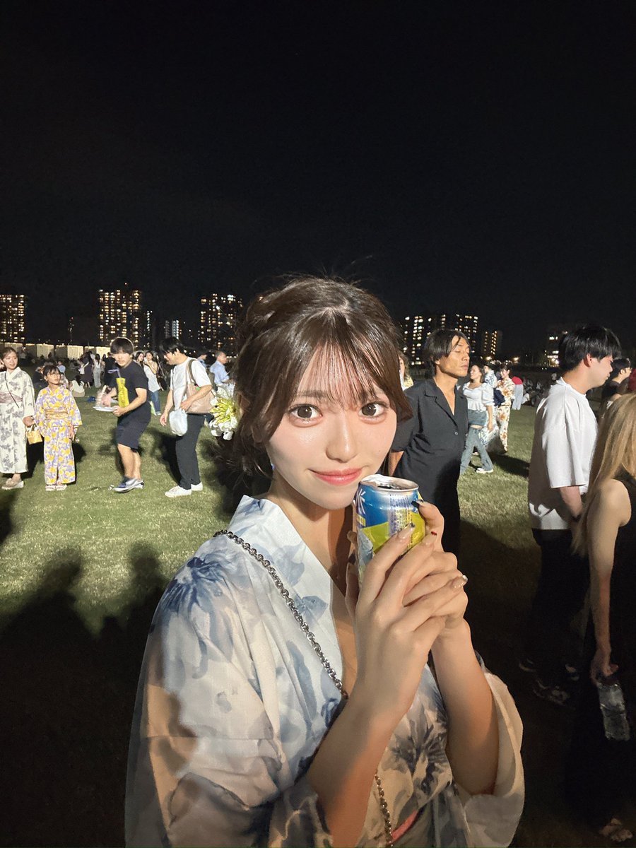 eru_prmk's tweet photo. みんなにはバレないように
少しだけ駆け落ちしよう？♡ https://t.co/TQ0805mmVc