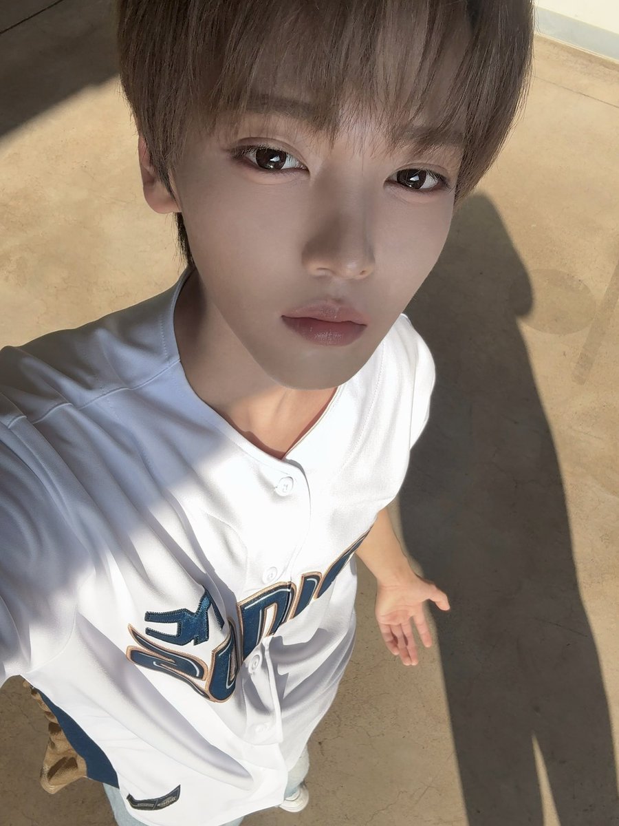 haneum_Official's tweet photo. [#장한음]
첫 시구 너무 재밌게 하고 왔어요⚾️ 초청해 주셔서 감사합니다🩵 NC 다이노스 선수분들 앞으로도 모두 다치지 않고 경기하시길 응원하겠습니다!!

#NCDINOS
#JANGHANEUM #HANEUM #한음 https://t.co/yIsrzKSwYX