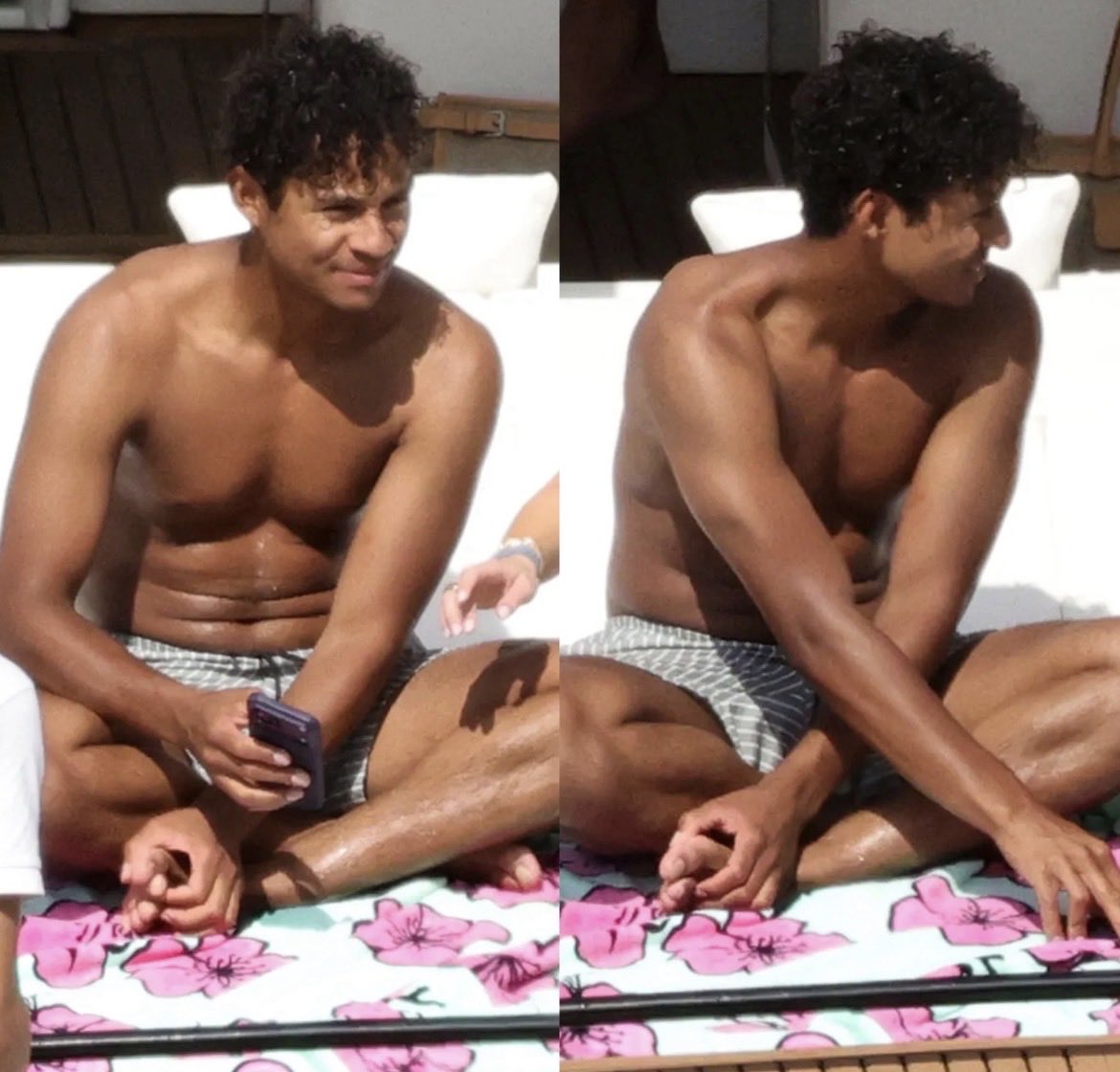 alwaysjaafar's tweet photo. damn near licked my screen IM WEAK IN THW KNEES https://t.co/8de5DSc4lo