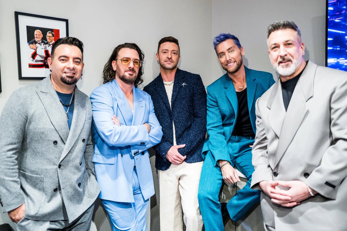 NickVaj23's tweet photo. *NSYNC- Nine Grammy nominations but never won any of them https://t.co/fUe4wZ6NGM