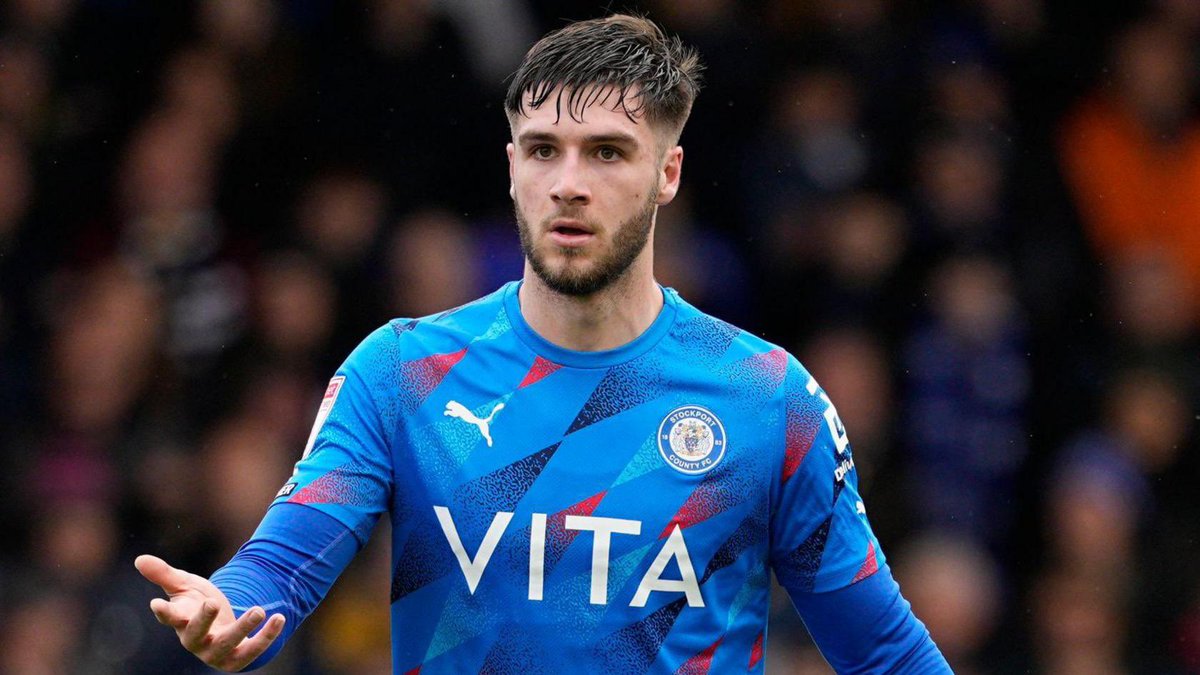 _SByrne's tweet photo. 💥📑 Ethan Pye has signed a new three-year deal at Edgeley Park, with the option of a fourth.

Naturally plenty of interest and speculation around the young left-sided defender so a real win for Damien Allen, Jonathan Smith and company to get Pye tied down long-term.

While the club have been working on securing their highly-rated defender to a new deal for some time, I believe Pye was keen to assess the direction of travel under County's new management team during pre-season before putting pen to paper. Pye's understood to have been impressed by the work of new boss Jimmy McNulty and his coaching staff, which has played a key part in this signing of new terms.

Allen: "This is about much more than recognising what Ethan has already achieved. It reflects our belief in what he can continue to achieve and the important role he'll play in where we're going as a football club."

#StockportCounty