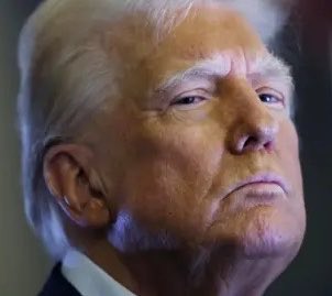 RpsAgainstTrump's tweet photo. JUST IN: Secret Service agents who questioned former FBI Director James Comey were told to send details of the interview to Air Force One so Trump could review them, according to a new court filing from Comey’s lawyers—NYT

INSANE https://t.co/lrJtfX4yjj