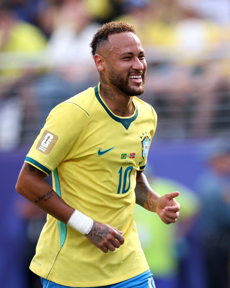 fifaworldcup_ar's tweet photo. نيمار 👑

#FIFAWorldCup https://t.co/R87ZY2VFex