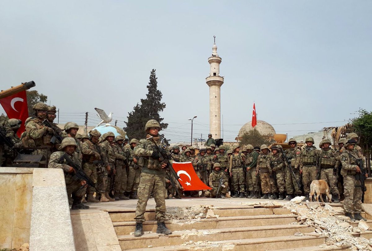 Aesthetic1War's tweet photo. Terör örgütü YPG/PKK'dan temizlenen Afrin'de TSK ve ÖSO askerlerinin zafer pozu, 2018. https://t.co/xOKrkq8YzL