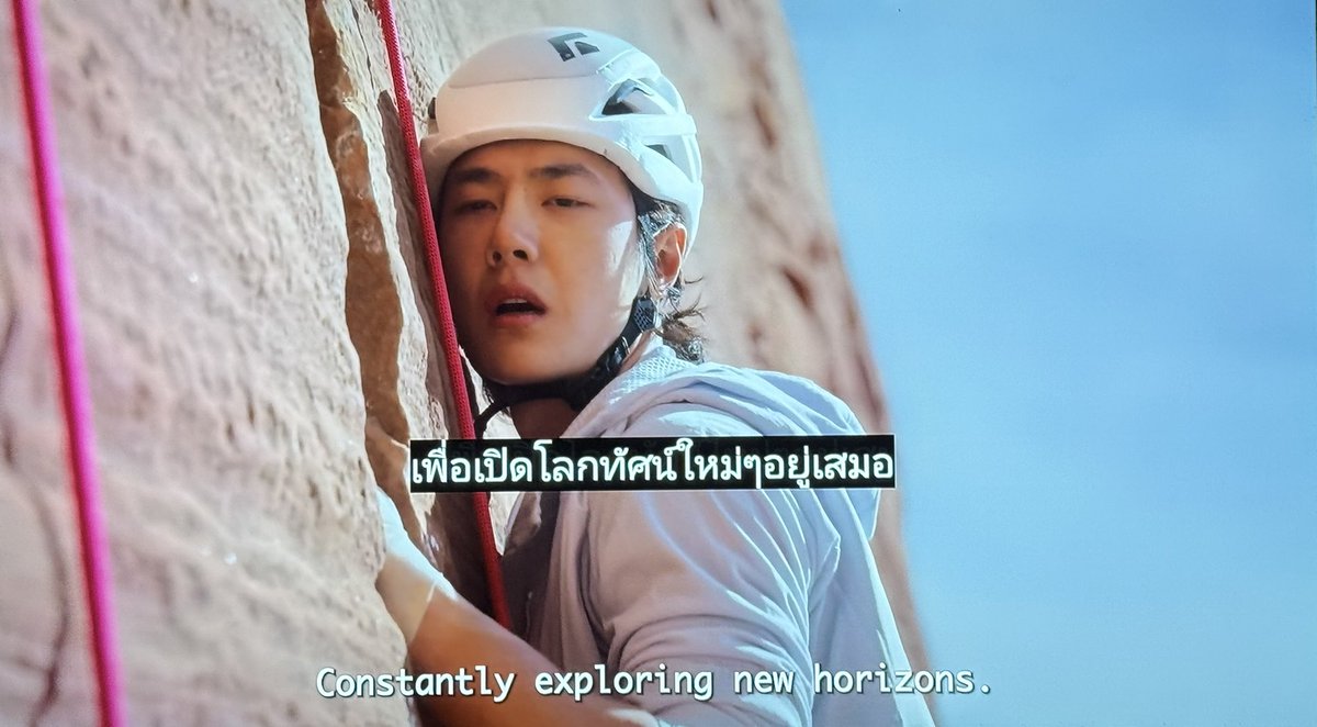 Vandidi_WYB's tweet photo. ปัญหาซับไทยตัวใหญ่แถบดำกลางจอ! ทำลายทัศนียภาพจนต้องใช้ซับอังกฤษแทน

ได้แจ้งHBO Max ไป เขาแจ้งกลับมาว่า 
“สำหรับเรื่องที่ซับไตเติ้ลภาษาไทยขึ้นเป็นตัวใหญ่กลางจอนั้น เป็นเพราะว่าในด้านล่างของจอมีซับไตเติ้ลภาษาอังกฤษอยู่แล้วครับ ทำให้ซับไตเติ้่ลภาษาไทยต้องขึ้นในตำแหน่งอื่น อย่างไรก็ตาม ผมจะส่งต่อความคิดเห็นของคุณ  ไปยังฝ่ายที่เกี่ยวข้อง เพื่อพัฒนาการให้บริการของเราในอนาคตครับ 
(อันนี้ไม่สมเหตุผลและเราได้แย้งไปแล้ว เพราะเวลาคนดูกดเลือกซับกดได้ภาษาเดียว ไม่มีใครกด2ภาษา กดไม่ได้ด้วย ตลก! และซีซั่น 1 ไม่เห็นมีปัญหานะ**)

สำหรับเรื่องขนาดตัวอักษรของซับไตเติ้ล คุณ สามารถปรับขนาด (รวมถึงสีและกรอบของตัวอักษร) ได้ด้วยตัวเอง ด้วยการไปที่แอป HBO Max > โปรไฟล์ > Settings (การตั้งค่า) >  Subtitle Style (รูปแบบคำบรรยาย) ครับ” 
อันนี้เข้าไปแล้ว แต่หาไม่เจอ subtitle style ที่ว่า ไม่เห็นมี

และล่าสุดเขาตอบกลับว่าได้ส่งเรื่องนี้ให้ฝ่ายที่เกึ่ยวข้อง เพื่อพิจารณาปรับปรุงแก้ไขแล้ว 

ขอให้ผู้ชมทั้งหลายช่วยกันส่งเรื่องไปแจ้งใน inbox ของเพจ HBO Max ใน Facebook หรือแจ้งในapp กันด้วยนะคะ เขาจะได้แก้ให้ด่วนๆ !!

NEW JOURNEY WITH YIBO
#WANGYIBOxETU2Premieres 
#WangYiboxExploringTheUnknown2 
#WangYiboxDiscovery 
#WangYibo #หวังอี้ป๋อ