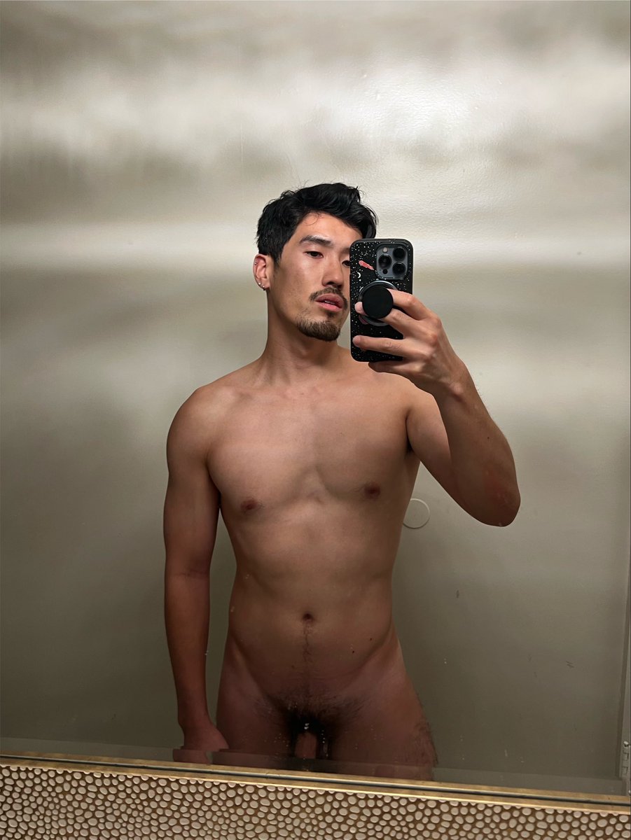 VibesSedai's tweet photo. Good morning, gay twitter https://t.co/DB3HMvUExF