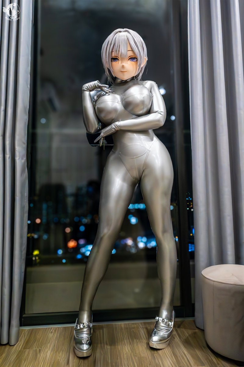MariKigu's tweet photo. I believe this should be the appropriate coating for every ship girls!

#kigurumi
#latex
#Shinano
#AzurLane https://t.co/ddIPBT2lU6