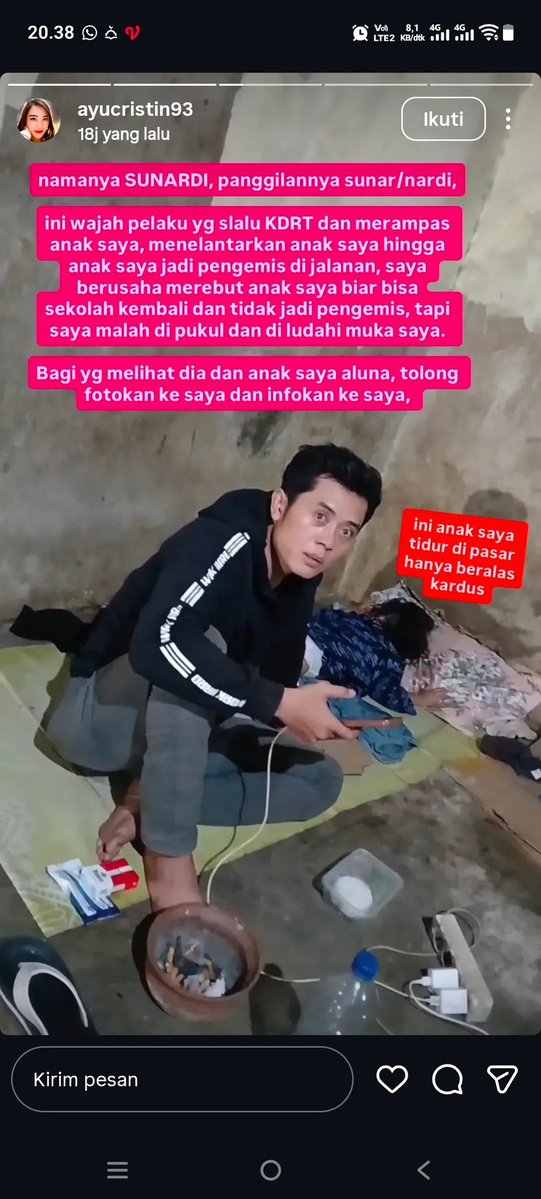 Ibupkkcerewet's tweet photo. Guys yang daerah surabaya tolong Pantau Kasus anak ini, Disclaimer screenshot ini saya ambil dari story instagram ibu korban, kronologi ada di setiap postingan story ya guys. Kasian aku ga tega lihat anak kecil yg seharusnya bersama dengan ibunya malah di ambil paksa sm ayah nya dan di jadikan pengemis sm ayah kandungnya. Aku Up disini siapa tau ada Yang lihat dan Bisa Hubungi no Ibu korban di no ini 082-3383-85282 terimakasih guys 🙏 semoga adik ini bisa Berkumpul kembali bersama ibu nya.

cc : asml 2205
