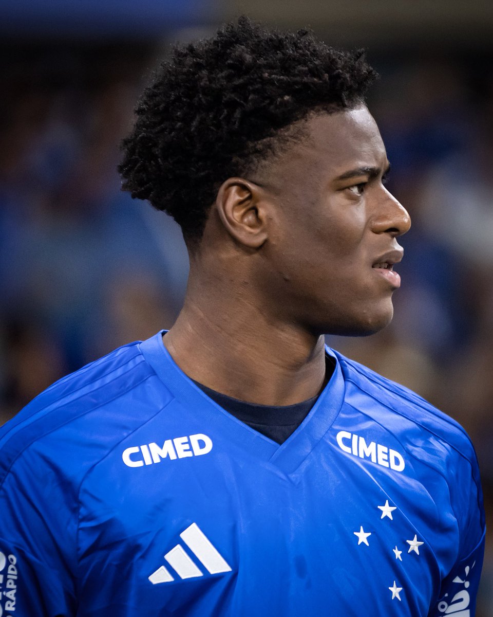 BlogRaposa's tweet photo. ⚠️ ATENÇÃO! A Real Sociedad apresentou uma proposta oficial ao Cruzeiro pelo zagueiro Jonathan Jesus.

A oferta é de €15 milhões (cerca de R$88 milhões na cotação atual) e já está na mesa do clube celeste.

🗞️ Bruno Andrade | Fala Fonte - @ESPNBrasil 
📸 Gustavo Aleixo/CEC https://t.co/QLVtKtKNDs