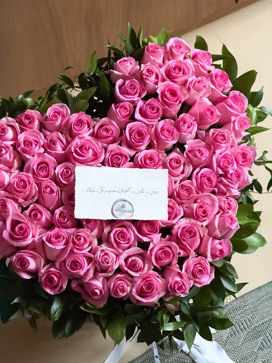ghuseinflowers's tweet photo. الحبب اللي المفروض تعيشه ايي بنت💗💗 https://t.co/sWWusu6w7K
