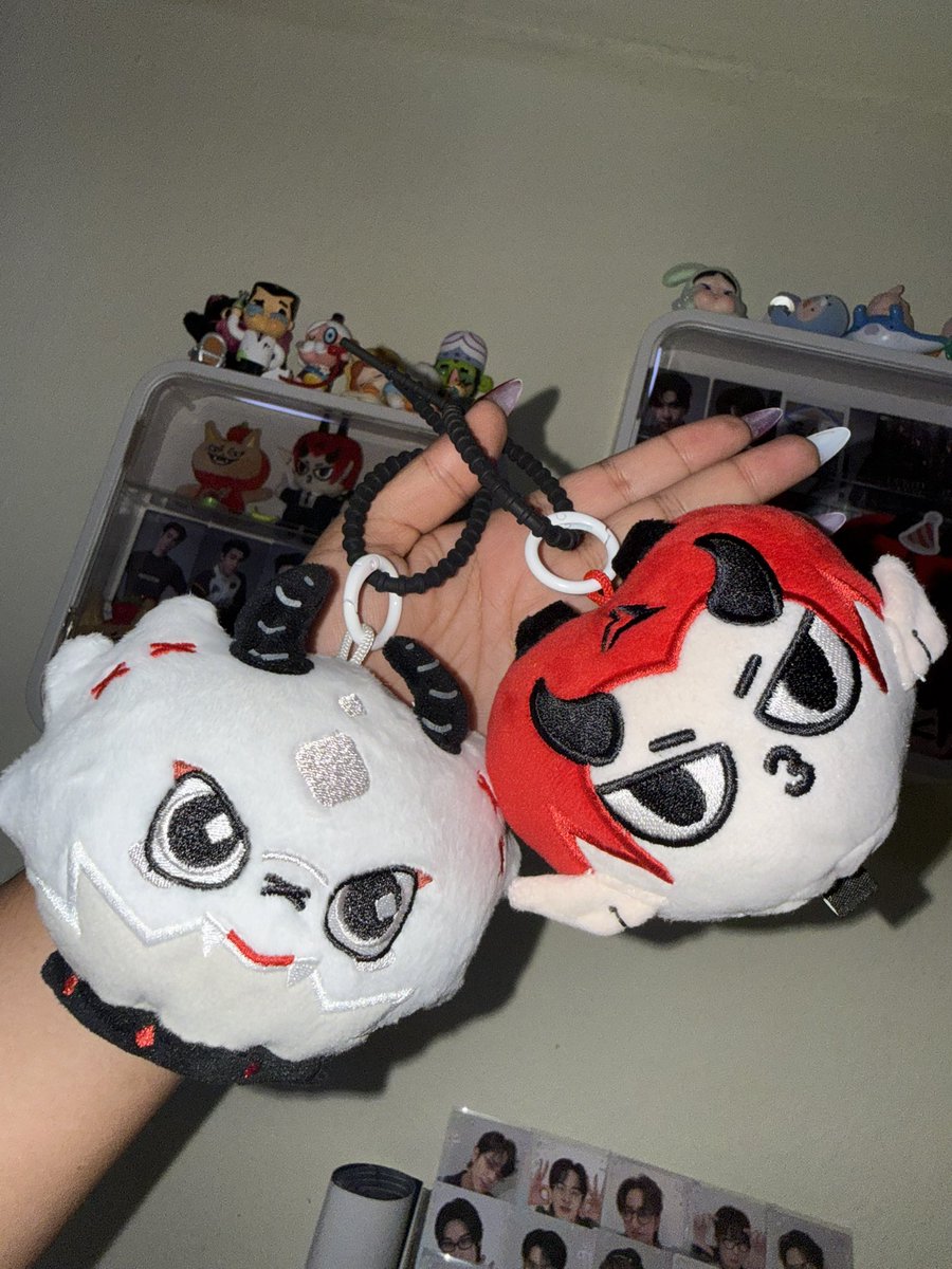 dthanitt's tweet photo. เมี่ยงน่ารัก แฟรี่ก็น่ารัก พน.พร้อมเจอพี่ๆกะป๊าละค้าบ ♥️❤️🖤 https://t.co/hjzTacmMhI