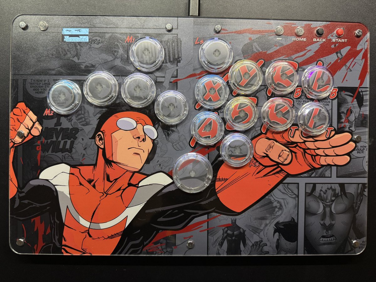Keeg_Sparacino's tweet photo. Custom @InvincibleVS R16 I did recently 

Did the design in photoshop and used @focusattack for the printing and it came out great https://t.co/BLnal7jbJX