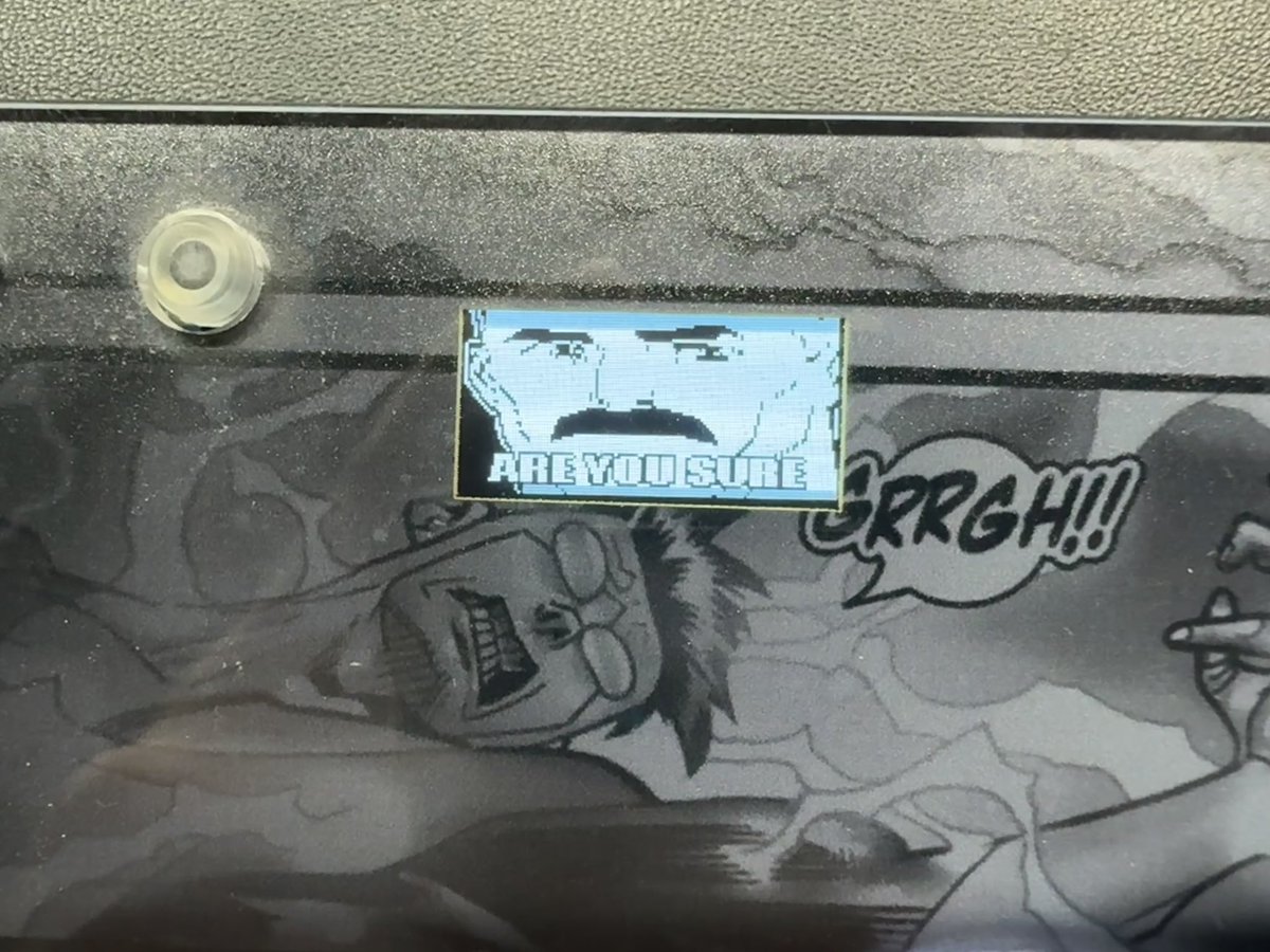 Keeg_Sparacino's tweet photo. Custom @InvincibleVS R16 I did recently 

Did the design in photoshop and used @focusattack for the printing and it came out great https://t.co/BLnal7jbJX