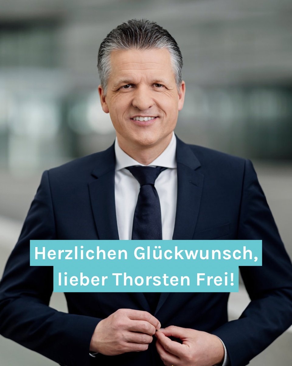 Ottilie_Klein's tweet photo. Herzlichen Glückwunsch zu deiner Wahl, lieber @thorsten_frei! Als neuer Vorsitzender @cducsubt übernimmst du große Verantwortung für unsere Arbeit im Bundestag &amp; für unser Land. Und gerade in diesen Zeiten kann ich mir kaum jemanden vorstellen, der dafür besser geeignet wäre. 1/x https://t.co/uKWjkSmUIX