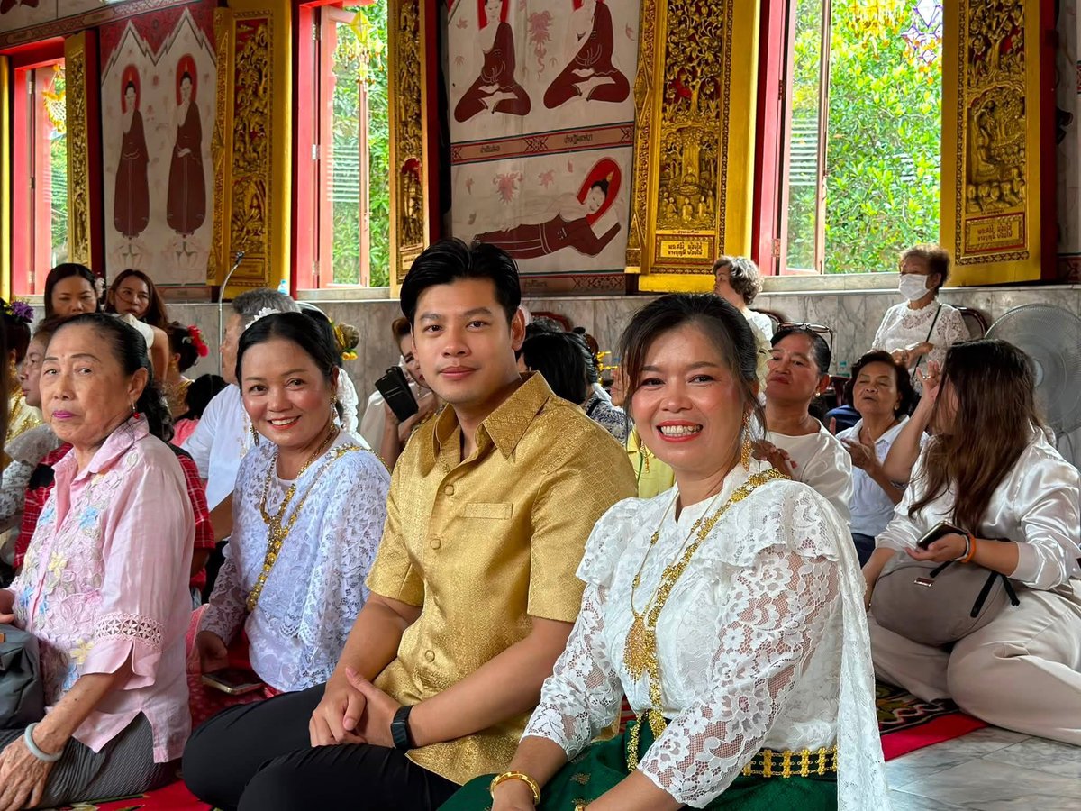 BankSuphanatMin's tweet photo. ร่วมถวายเทียนพรรษา หมู่บ้านมหานครนิเวศน์ ￼ วิภาวดี 64 ￼ ณ วัดหลักสี่พระอารามหลวง￼ 

เพื่อร่วมสืบสานประเพณีอันดีงามของไทย และ ร่วมเฉลิมพระเกียรติพระบาทสมเด็จพระเจ้าอยู่หัว เนื่องในโอกาสวันเฉลิมพระชนมพรรษา 28 กรกฎาคม 2569

ยอดปัจจัยถวายต้นผ้าป่าในครั้งนี้ รวมเป็นเงินทั้งสิ้น 84,009 บาท￼ 🙏🏻✨

ขออนุโมทนาในมหากุศลของทุกท่านครับ 🙏🏻✨

#แบงค์ศุภณัฐ #หลักสี่ #บางเขน #จตุจักร #กทม