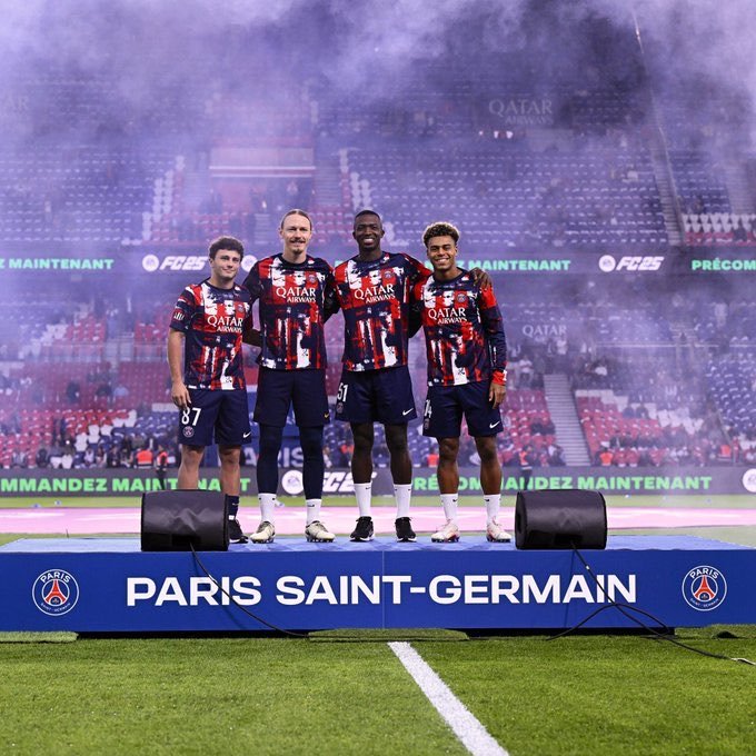 Mohssineea's tweet photo. Le meilleur mercato de l'histoire https://t.co/4J3PDvelZm