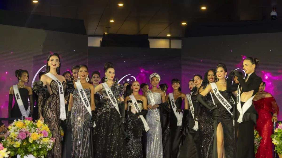 SIN24Horas's tweet photo. Miss RD Universo celebra su 70.° aniversario con una gala final este jueves 30 de julio #NoticiasSIN 

Detalles en: https://t.co/oDiQUQFrCb https://t.co/tZukK49Kf1