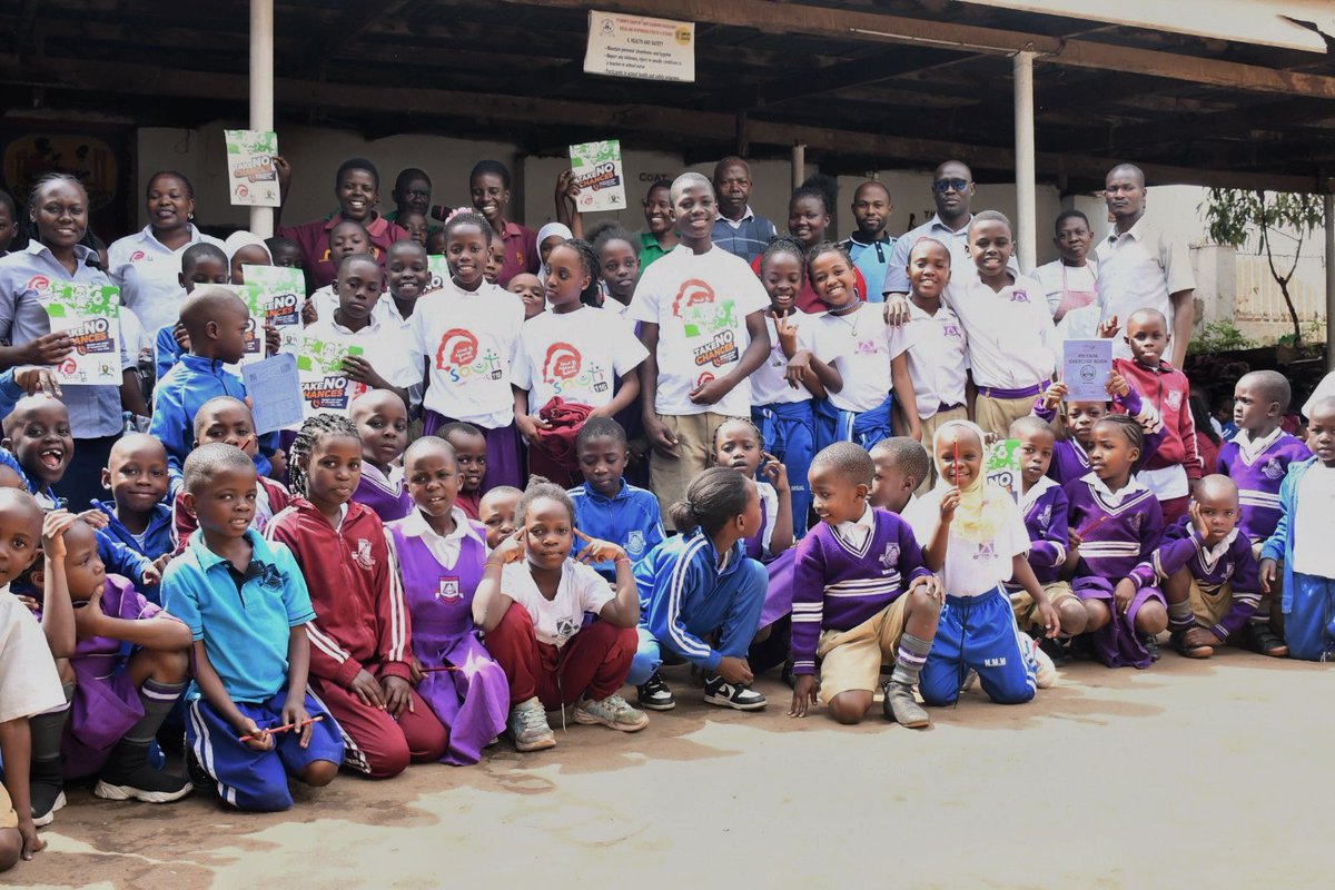 sauti116's tweet photo. 🌍 And the work didn't stop there! 💙

From Kayunga we touched down in Bwaise  carrying the same powerful message to another community that needed to hear it! 🚗💨

Schools. Communities. Streets.
Sauti 116 is everywhere Uganda. 🇺🇬

What a powerful day of outreach  and this is just the beginning. We shall keep going. To every school. Every community. Every corner of this country. 💪

Until every Ugandan knows 

📢 116 is free.
📢 116 is confidential.
📢 You don't have to suffer alone. 💙

We are not stopping. 😤🔥

📞 116  Toll Free
📲 WhatsApp: 0743 889999
@Mglsd_UG @MercyLakiskis @Educ_SportsUg 
#Sauti116 #Kayunga #Bwaise #ChildProtection #CommunityOutreach #Uganda #NeverStopping #YouDontHaveToSufferAlone 🇺🇬🔥
