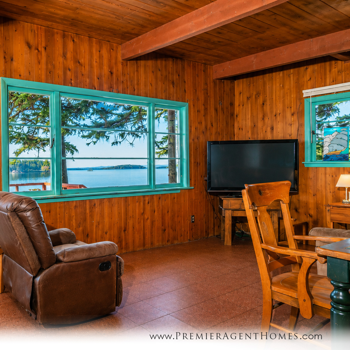 PremierAgentN's tweet photo. ** New Listing **
24 Starboard Rd, Lopez Island, WA 98261 | $850,000
SFR | 3 Beds • 1 Bath • 1,010 sqft • 1.07 acre lot
Listed by Bill Johnson with Premier Agent Network Washington
Visit for more: https://t.co/DdKV792je9
#LopezIsland #WA #Washington #PremierAgentNetwork https://t.co/Jm2P85Xbok
