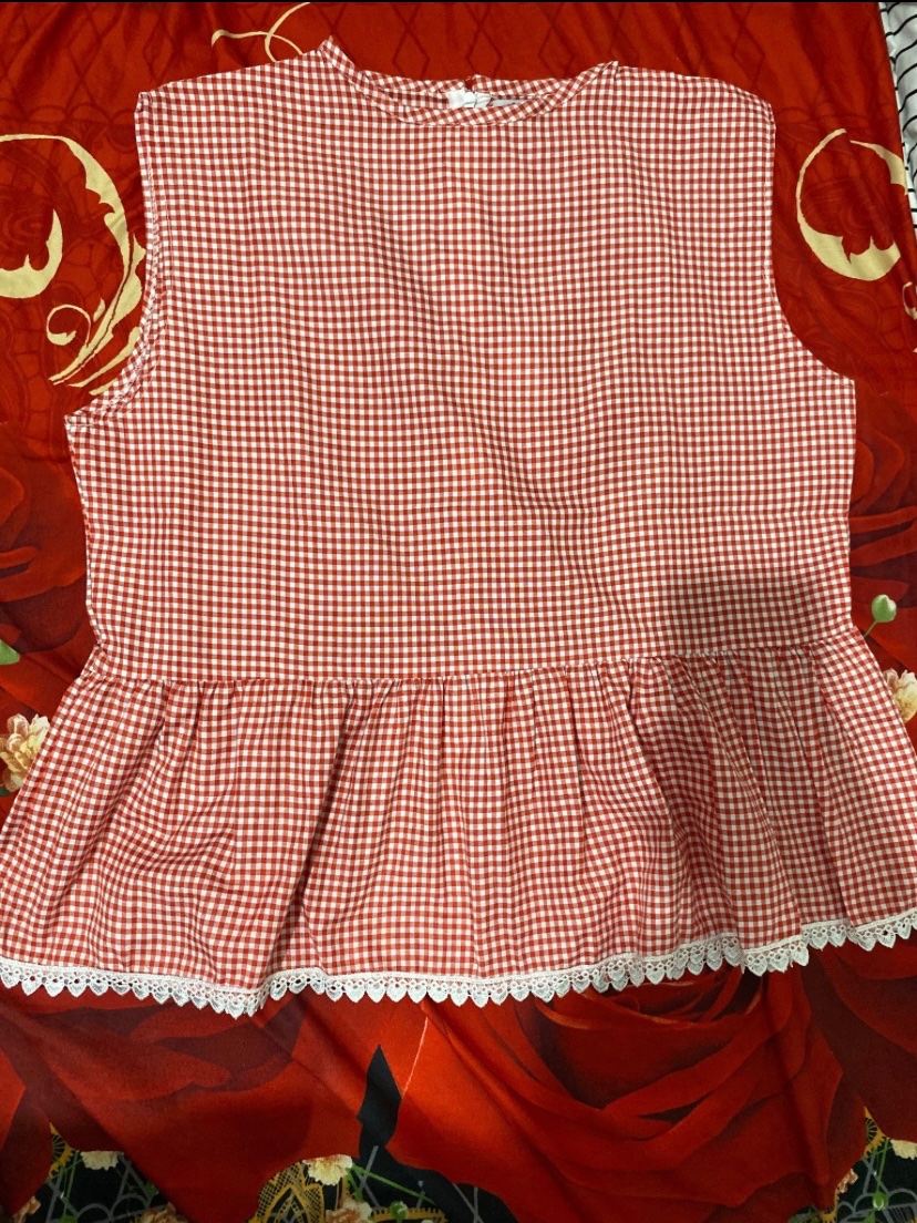 cheryybloosomp's tweet photo. wts/preloved top lucu warna red cherry ada lace nya cantik🫶🏻baru dipake buat tryon aja
price : 35k aja bisa co lewat oyen🍊
#wts #zonauang https://t.co/XrirgELCBF