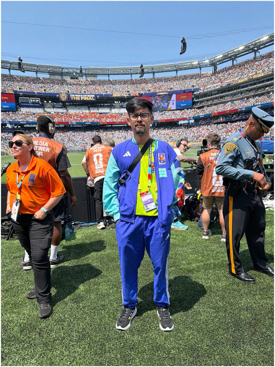 AurithParwez's tweet photo. FIFA World Cup 2026 Final 🇺🇸🗽❤️⚽️💵

Ceremonies Volunteer 

New York New Jersey Stadium 

19 July 2026 https://t.co/lqpFiEH24n