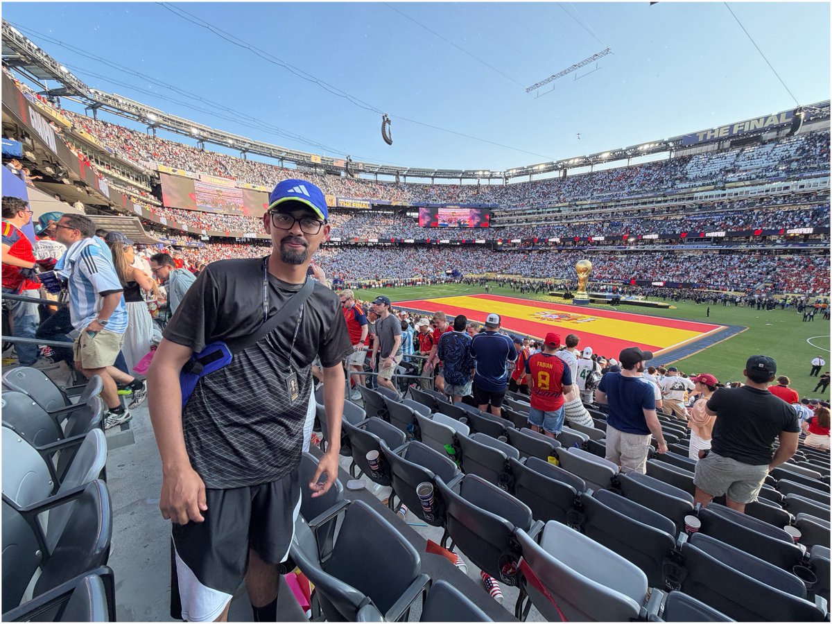 AurithParwez's tweet photo. FIFA World Cup 2026 Final 🇺🇸🗽❤️⚽️💵

Ceremonies Volunteer 

New York New Jersey Stadium 

19 July 2026 https://t.co/lqpFiEH24n