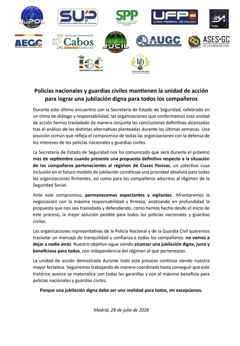 ASESGC's tweet photo. Policías nacionales y guardias civiles mantienen la unidad de acción para lograr una jubilación digna para todos los compañeros. https://t.co/fWLDkvcru0