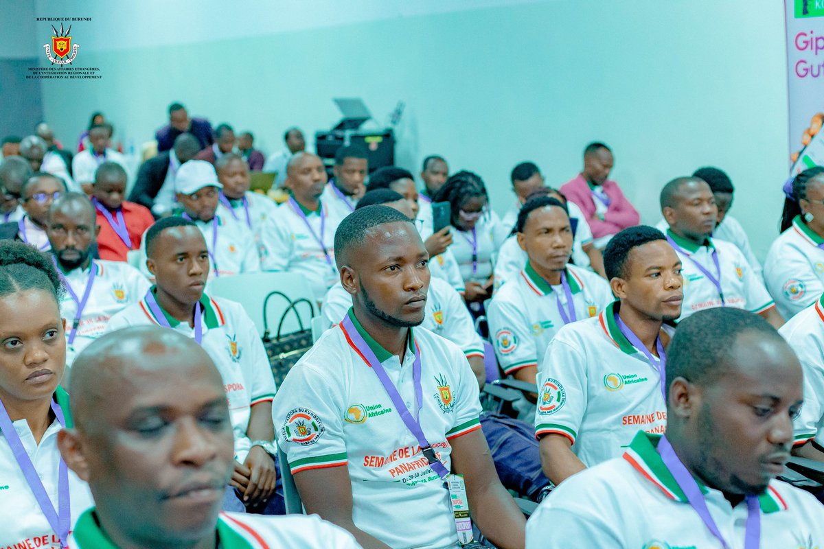 MAEBurundi's tweet photo. Prenant la parole à la cérémonie d'ouverture de la Semaine de la Diaspora panafricaine – Édition 2026, la Coordonnatrice Résidente du Système des Nations Unies au Burundi, Mme Violet Kakyomya, a salué le leadership du #Burundi dans la mobilisation de la diaspora africaine. Elle a souligné que les diasporas constituent un levier stratégique pour accélérer la mise en œuvre de la #VisionBurundi 2040-2060, de l'Agenda 2063 et des Objectifs de développement durable, tout en réaffirmant l'engagement des Nations Unies à accompagner cette dynamique. #Diaspora2026 #Burundi #ONU @Edbiziman @BurundiGov @NtareHouse @KwaNtare @nancymutoni @nshingamateka @Burundi_senat @UN_Burundi @IOMBurundi @UNmigration @DIASPORANDUNDI @FranceDiaspora @BURUNDIDIASPOR1 @AuBurundaise @RTNBurundi