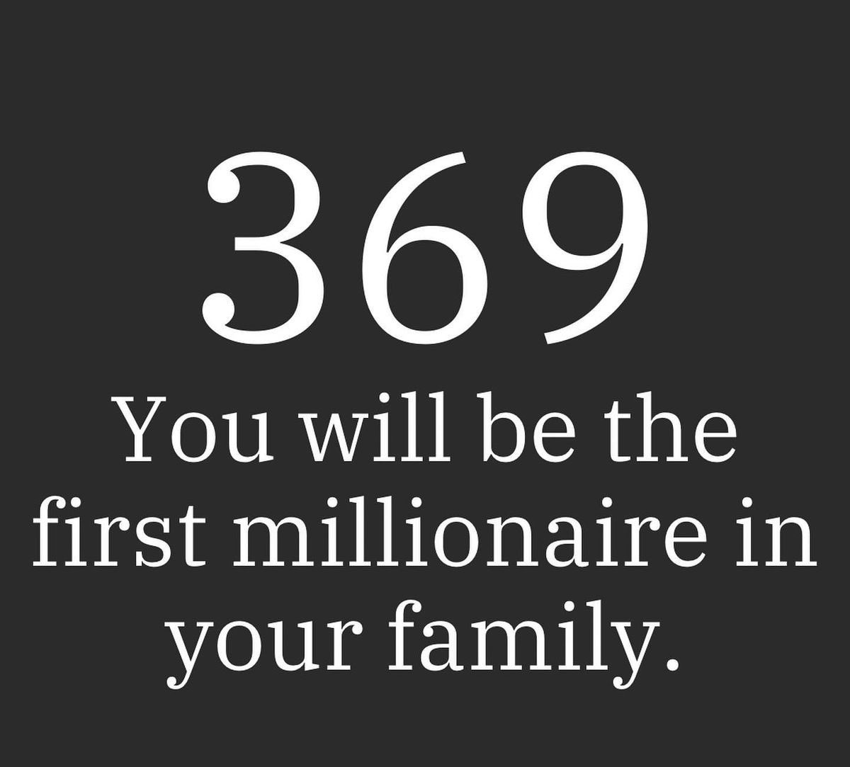 manifestpower4X's tweet photo. Yes i will be the First Multi-Millionaire in My Whole Family. ✨🍀 https://t.co/JbTZ8MuPOi