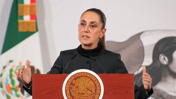 cubadebatecu's tweet photo. 🇲🇽 Sheinbaum anuncia nuevo envío de ayuda a Cuba y respalda su soberanía https://t.co/JAnR1uVYSe https://t.co/sNhsecUqbd