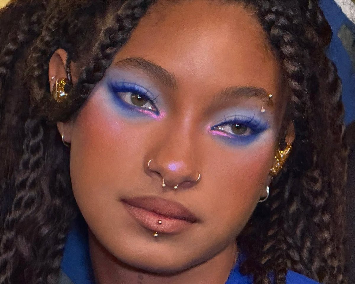 filmsbratz's tweet photo. — willow smith’s makeup looks 💄 .𖥔 ݁ ˖ִ🛸༄˖°.🩵💟 https://t.co/fqU8kn7jFA