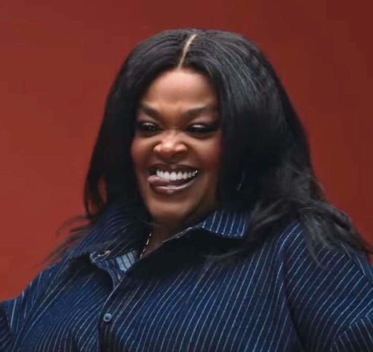 Ghetto_kd's tweet photo. Jill Scott facial reactions always mash me up 😅 https://t.co/EZFHRruLCF