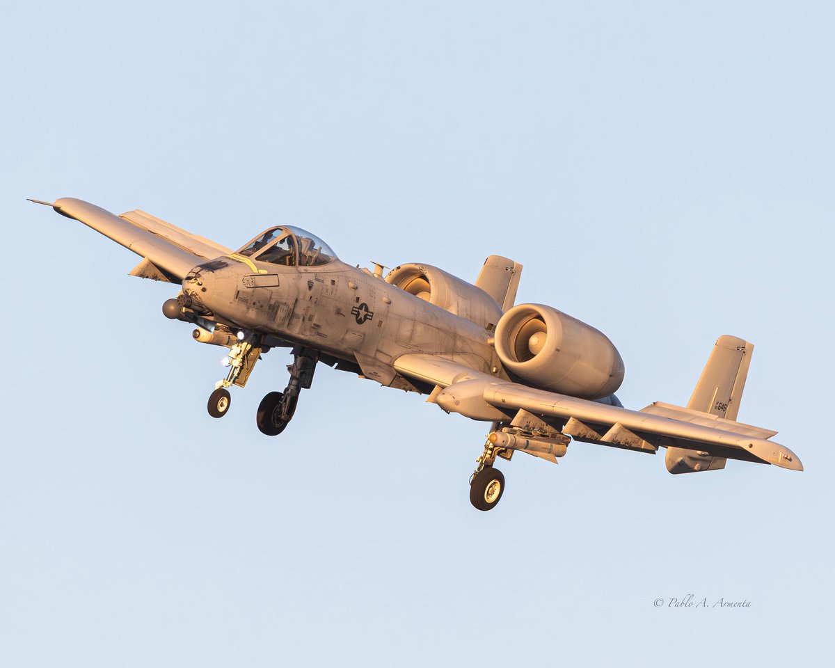 armenta1_pablo's tweet photo. ATTACK!!
Today the 357th will be conducting its last flight with the A-10 after 55 years in service. I had a lot of memories with the squadron, from the NASNI TDY to the range. Grateful for the opportunity to photograph this amazing crew. LLTH! 
#357FS #A10 #DavisMonthanAFB #USAF https://t.co/O7Btoj27JM