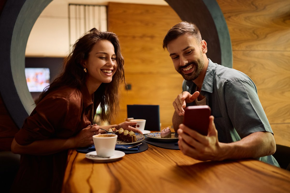 swipe_savvy's tweet photo. Clicks don't pay the bills—sales do. 💸 Swipe Savvy tracks actual POS-linked revenue generated from your marketing outreach, not just basic email opens. https://t.co/zp0iFhDYuR #BusinessTech #POS #SwipeSavvy #GiftAMeal https://t.co/LOaOG6CSiu