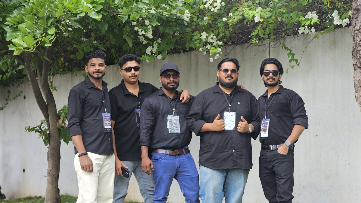Allu_Pranav_'s tweet photo. We AFWA Mahe Territory committee participated in  #AAFA Annual Summit 2026🔥 Love You so much 
@alluarjun Anna..!!!
Mallu arjun fans😉

#AAFA #hydrabad #AlluArjunFansAssociation
#alluarjun #Malluarjun #KERALAFANS https://t.co/uSV6BTVQLq