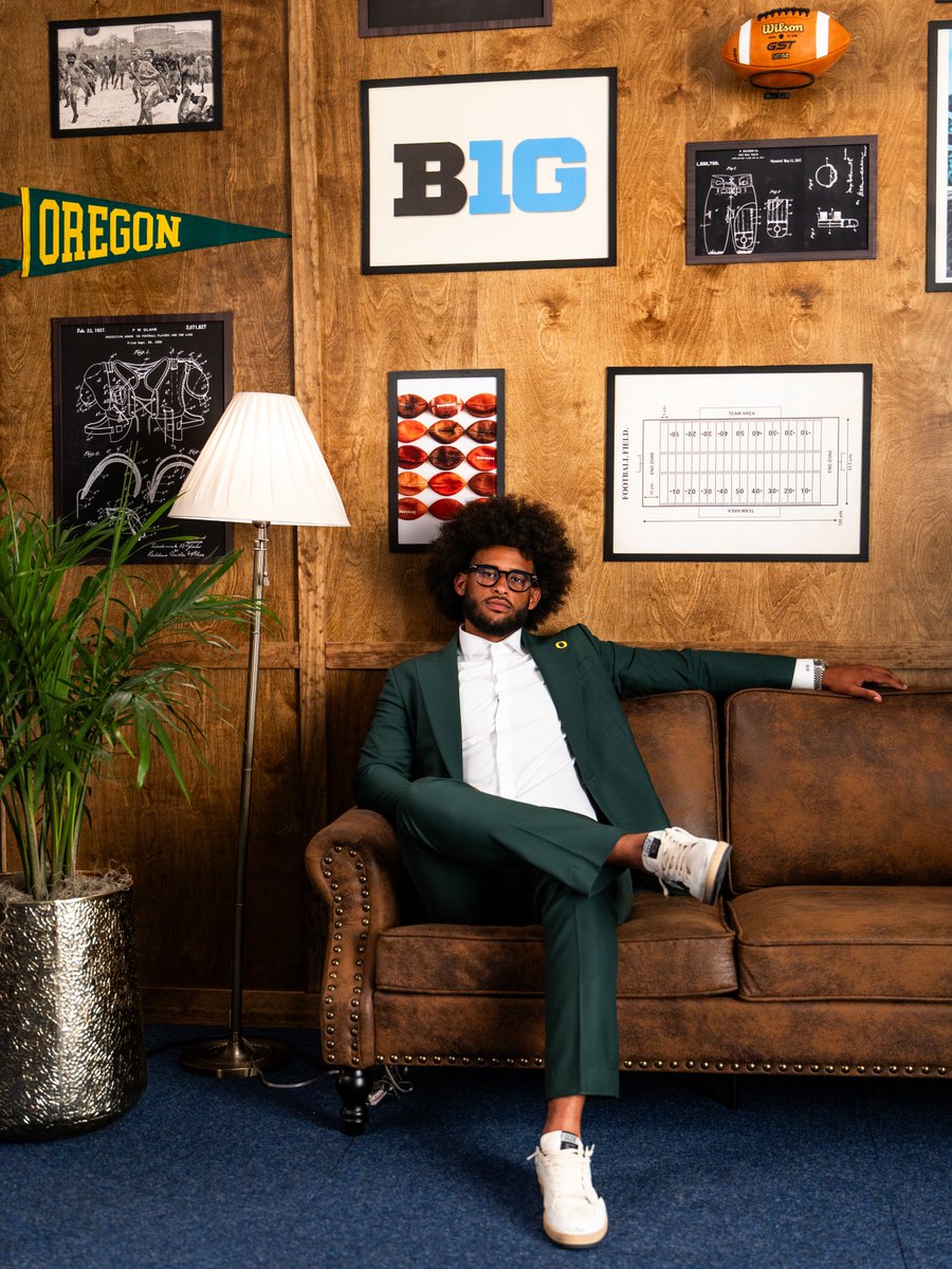 bigten's tweet photo. Gimme Moore. 🦆

@oregonfootball x @GoDucks https://t.co/6gN6XLUclB